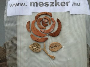 kézzel készített tégla rózsa